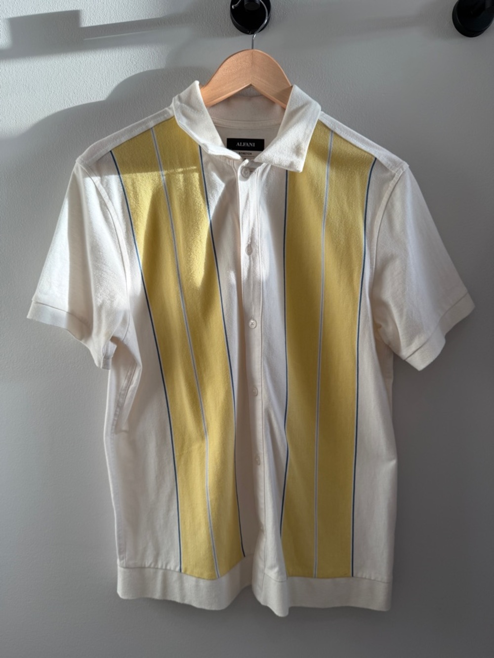 Alfani Men’s Short Sleeve Button Down Shirt in Yellow and White